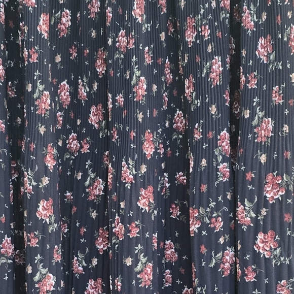 VINTAGE Jayne Thomas 90s Y2K Floral Pleated Black Midi Skirt A-Line Cottagecore - Picture 6 of 6